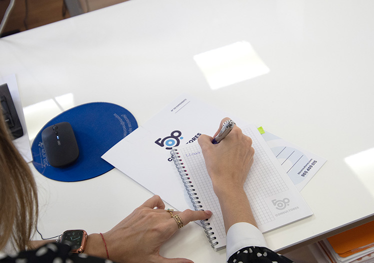 Equipo de 50 asesores